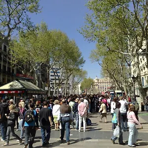 hotel-toledano-ramblas.topbarcelonahotels.com/